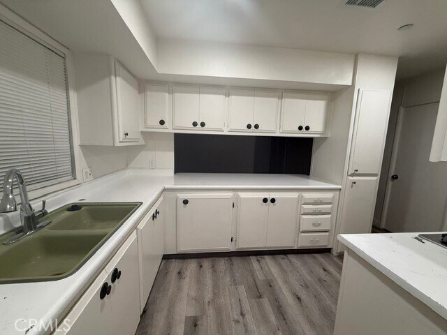 Photo - 8228 Beech Ave