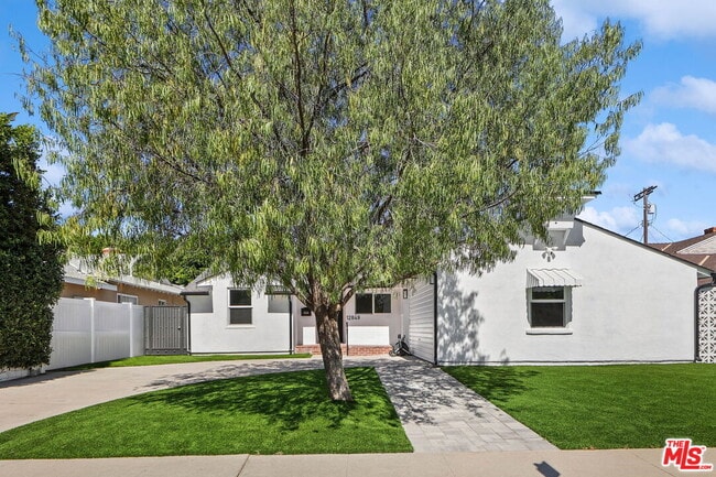 Photo - 12849 Tiara St