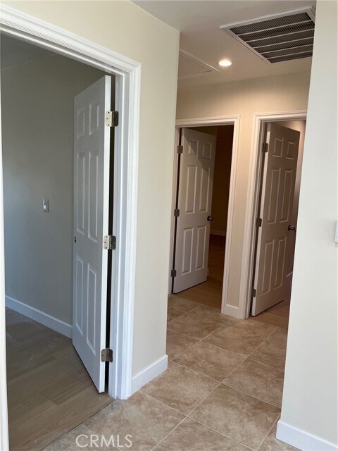 Photo - 225 W Angeleno Ave