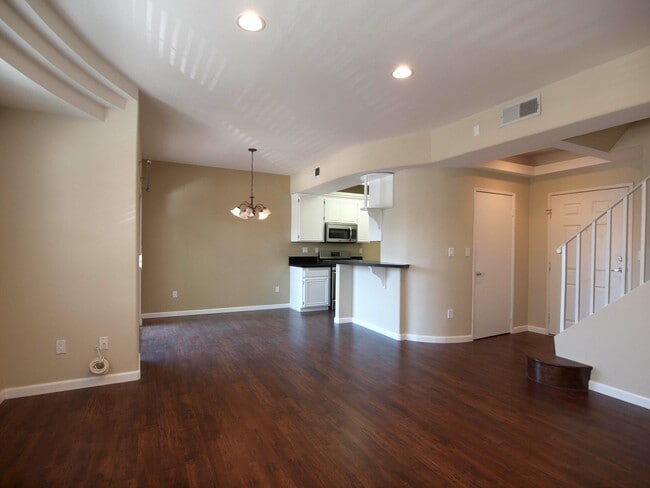 Photo - 14061 Milbank St Unit 3