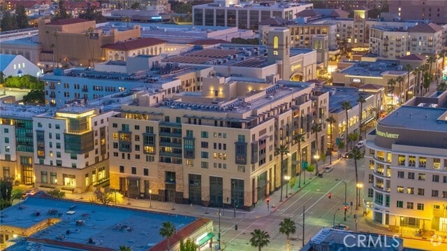 Building Photo - 39 S Los Robles Ave Unit 5009 Rental