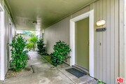 Photo - 22135 Burbank Blvd Unit 4
