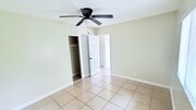 Photo - 810 W Duarte Rd