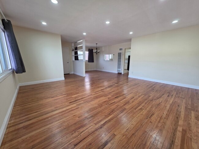 Photo - 5457 Dorothy Dr