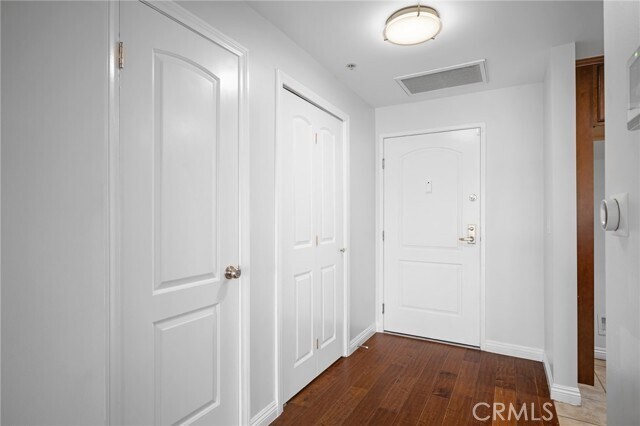 Photo - 6800 Corbin Ave