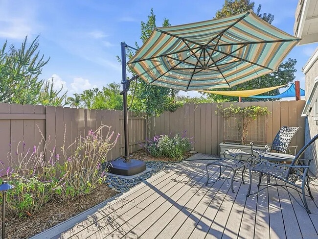 Photo - 1859 Hill Top Ln