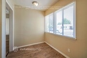 Photo - 19520 Haynes St House