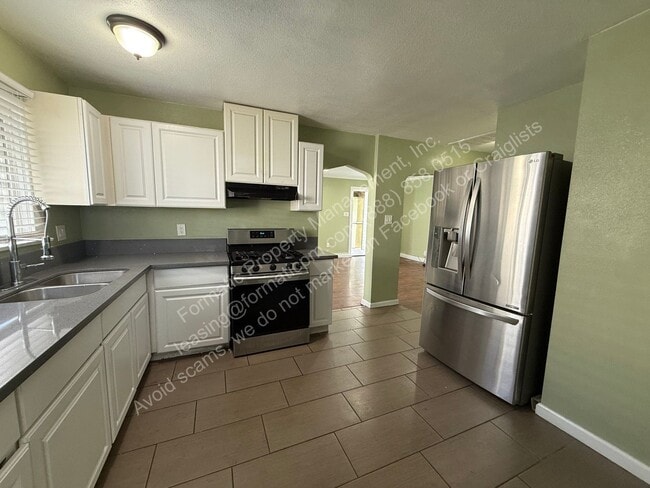 Photo - 1478 N Crescent Ave