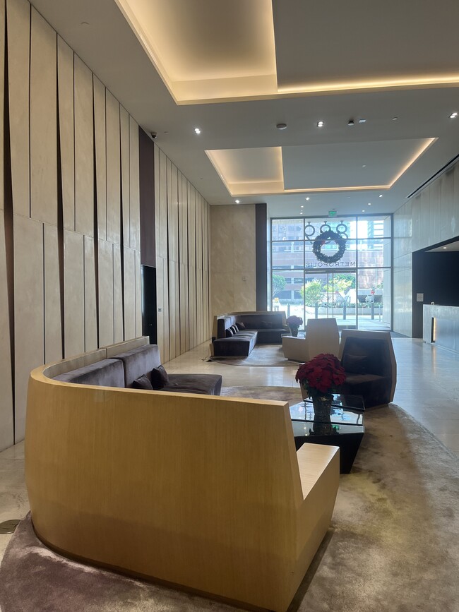 Photo - 889 Francisco St Unit 701