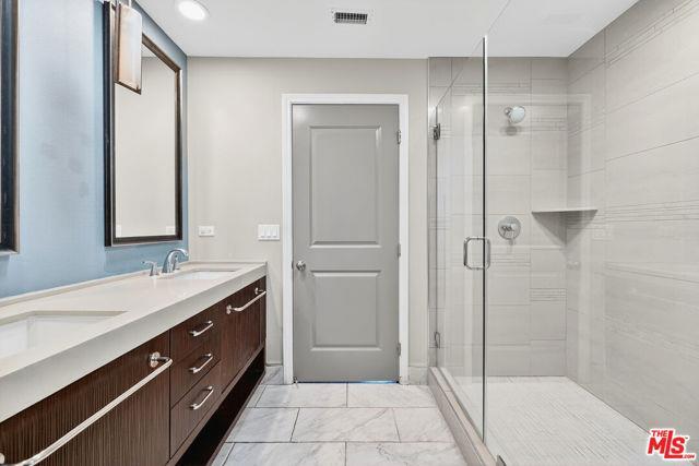 Photo - 5933 W Luna Park