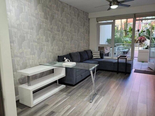 Photo - 1431 Pacific Hwy Unit #113