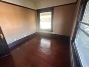 Photo - 847 Linden Ave