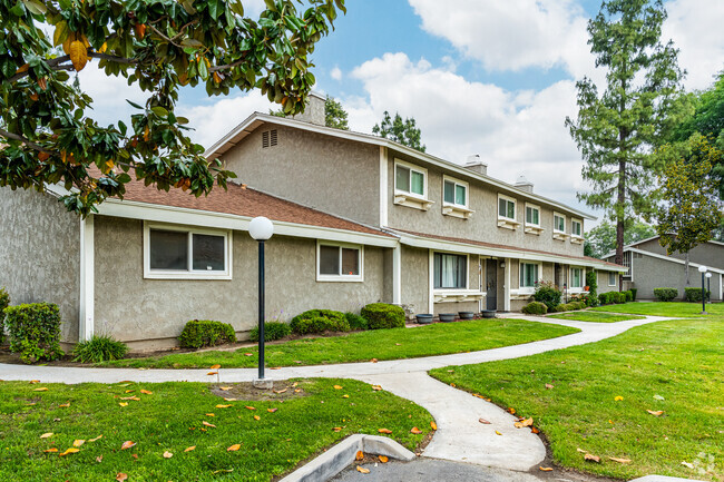 Photo - Vista Loma Village Apartments