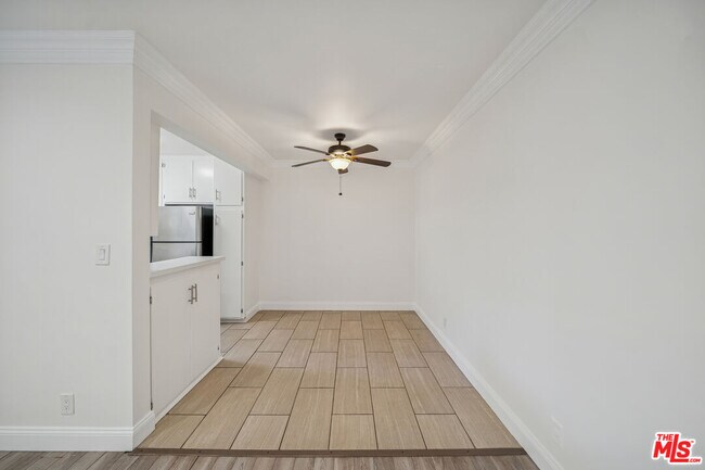 Photo - 1215 Hayworth Ave Unit 104