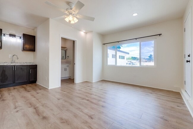 Photo - Valley Village Unit JDU