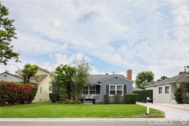 Building Photo - 2662 Riverside Dr Rental