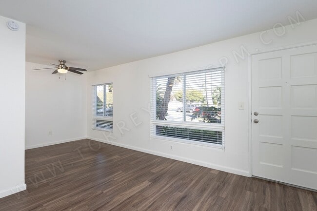 Photo - *OPEN HOUSE: 12/13 2:30-3:30PM* 2BR in Pacific Beach w/ a Fireplace and 2 Parking Spaces!