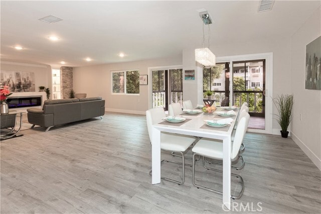 Photo - 2404 Via Mariposa W Unit 1C