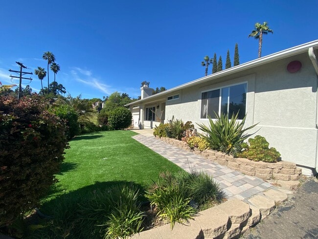 Photo - Beautiful 5 Bed, 2 Bath with Large Yard in Mount Helix!!