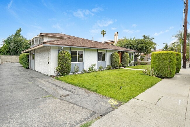 Building Photo - 913 Clay Ct Unit 913 Clay Ct A