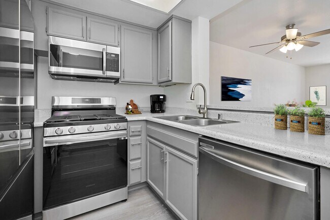 Photo - Skyline Terrace