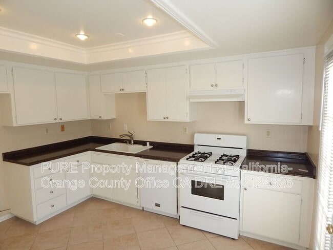 Photo - 16972 Hoskins Lane Unit Apt 5