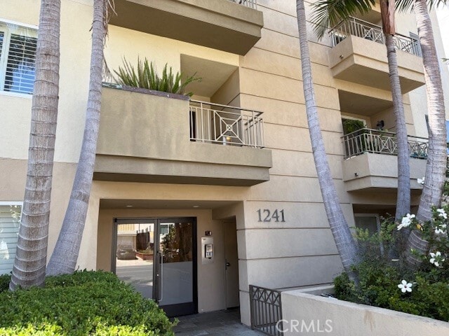 Photo - 1241 S Westgate Ave Unit PH2