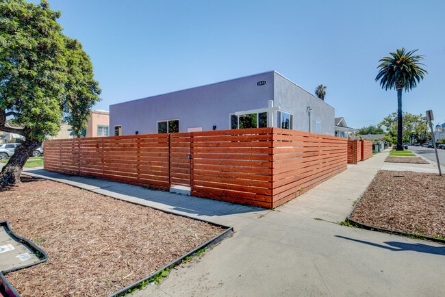 Building Photo - 3626 Cimarron St