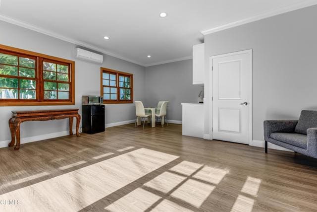 Building Photo - 1115 S Wilton Pl