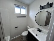 Bathroom Image - 252 S Ave 55 Unit 4