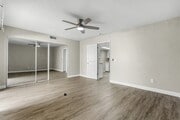 Photo - 32450 Candlewood Dr Apartment Unit 6