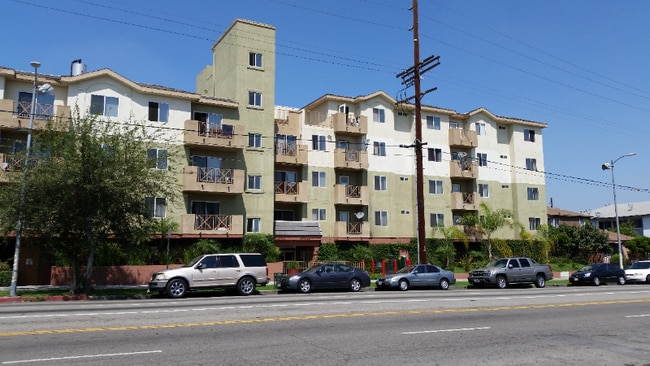 Photo - 11919 S Figueroa St Apartment Unit 402