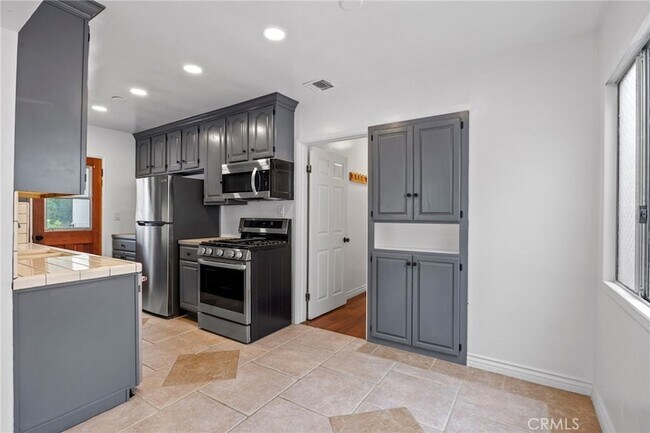 Photo - 5183 Inglewood Blvd Townhome