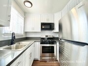 Photo - 1661 N Bronson Ave Unit 6