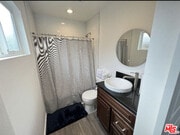 Photo - 332 W Ellis Ave