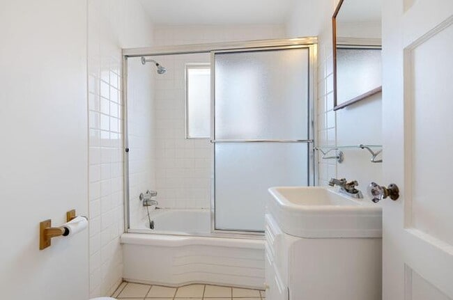 Photo - 5730 Gato Ave