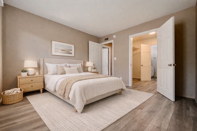 Photo - 7732 Cypress Dr Unit B