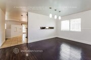 Photo - 1752 Willowbrook Ln House