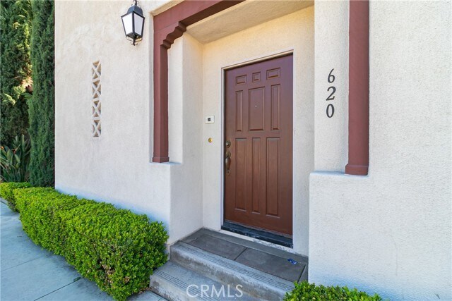 Photo - 620 E Walnut St