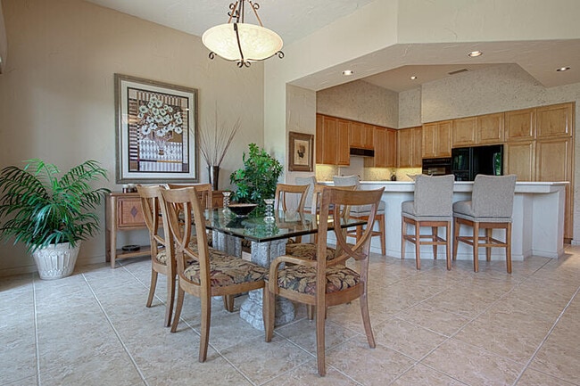 Photo - 379 Tomahawk Dr