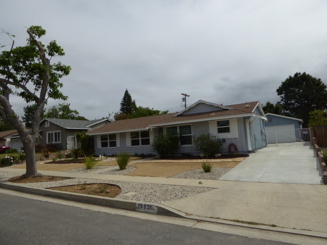 COMING SOON! Beautifully Remodeled Single-... - COMING SOON! Beautifully Remodeled Single-... House