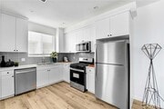 Photo - 11956 Vanowen St
