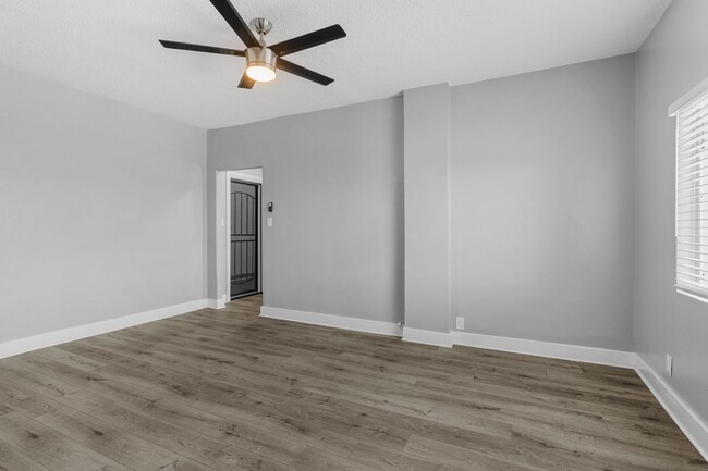 Photo - 1424 Chestnut Ave Unit 12