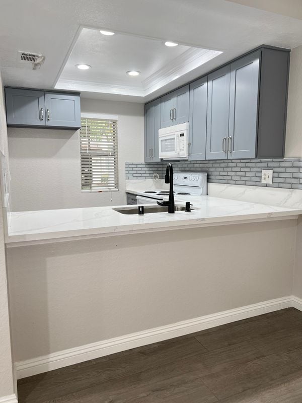 Photo - 1031 S Palmetto Ave