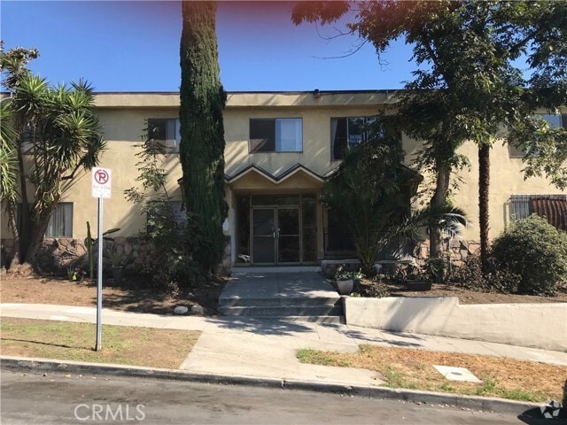 Building Photo - 143 S Ave 54 Unit 5 Rental