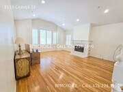 Photo - 1519 Carver St