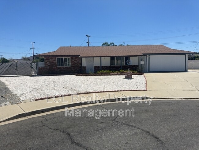 Building Photo - 28610 Pebble Beach Dr
