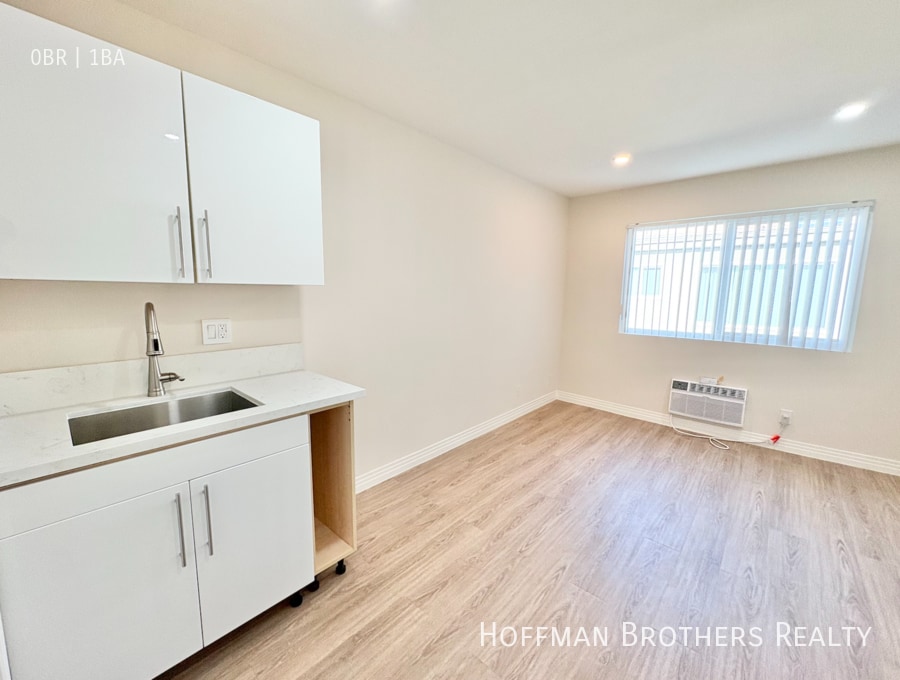 Photo - 400 S Berendo St Unit 305