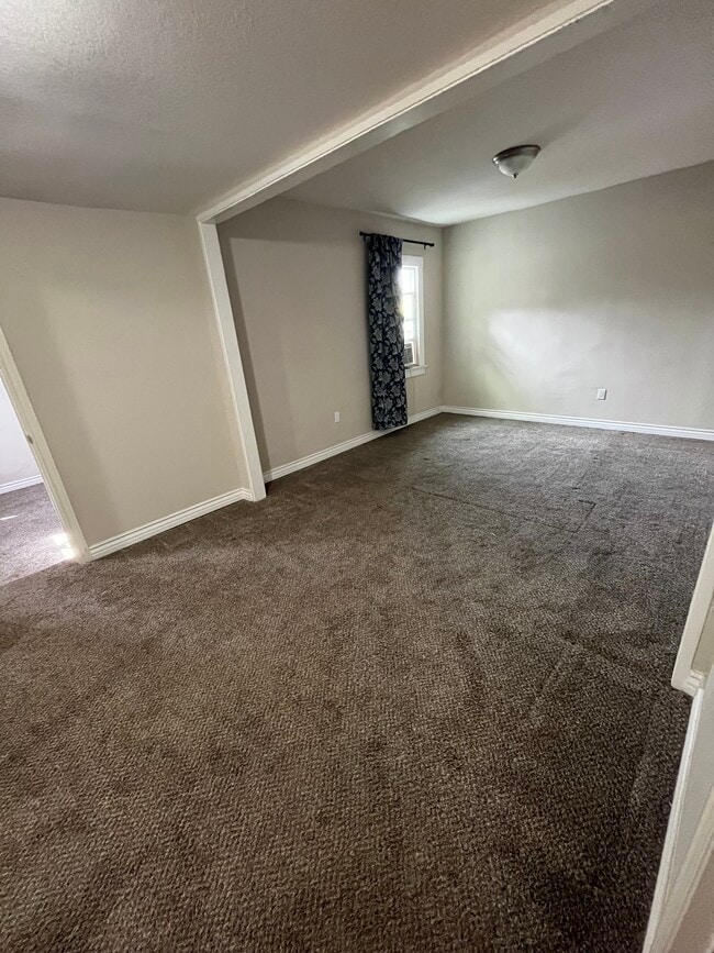 Master bedroom - 303 S 46th St