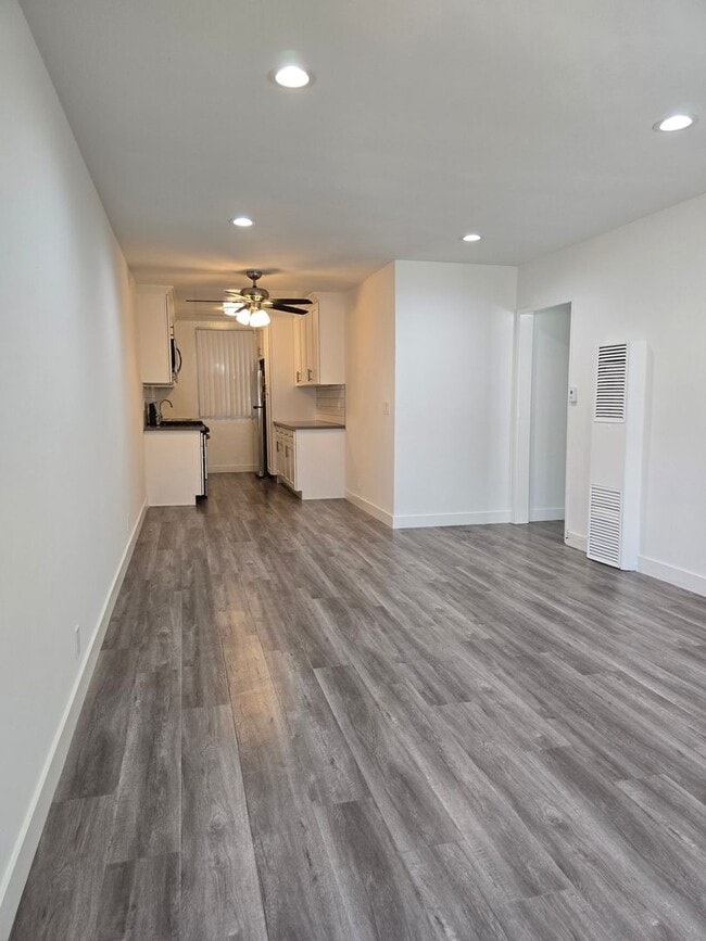 Photo - 3373 #6 Unit 08